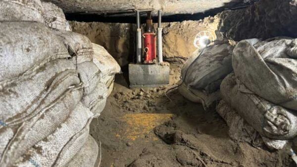 新潟市西区　戸建て沈下修正工事